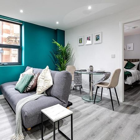 Апартаменты Cosy Modern Apt In Heart Of Stockport - Sleeps 4 Экстерьер фото