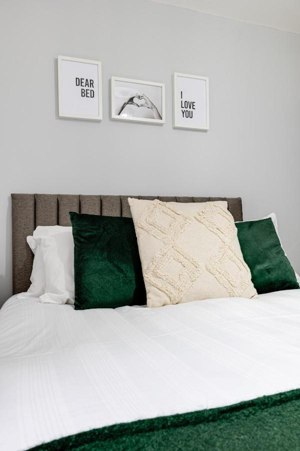 Апартаменты Cosy Modern Apt In Heart Of Stockport - Sleeps 4 Экстерьер фото